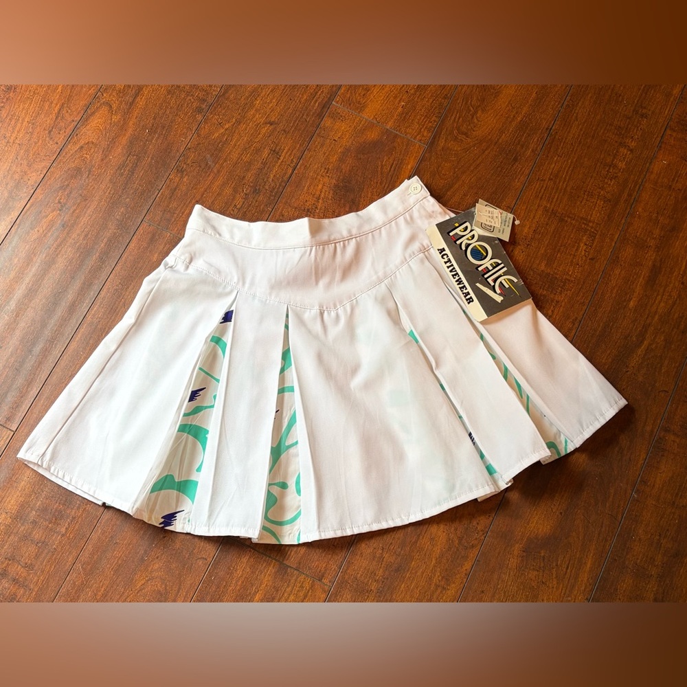 Vintage 80s NWT White Pleated Women's Tennis Skirt Printed Design Sz 10